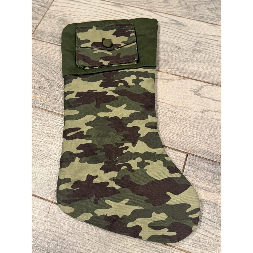 Camouflage Christmas Stocking Pocket Decor Hunting Holiday Decor‎ Military NWOT
